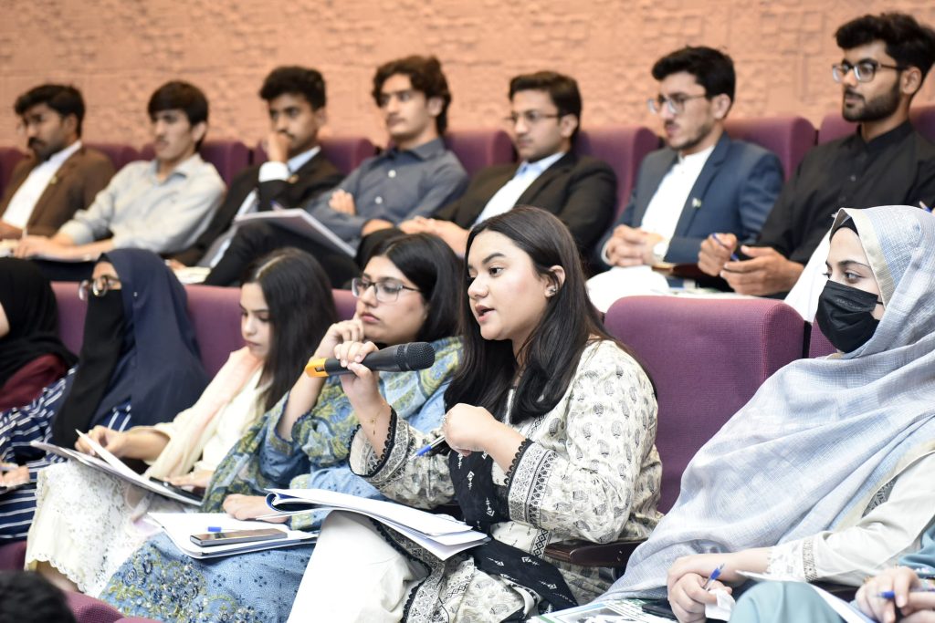 Seminar on Parliamentary Practices and Democratic Norms at PIPS